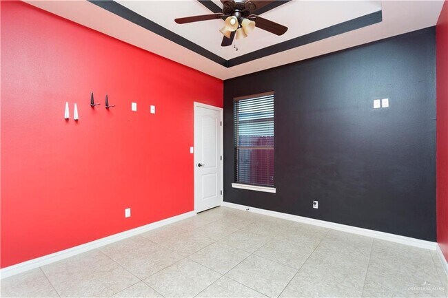 Building Photo - 1316 Poblano Ln