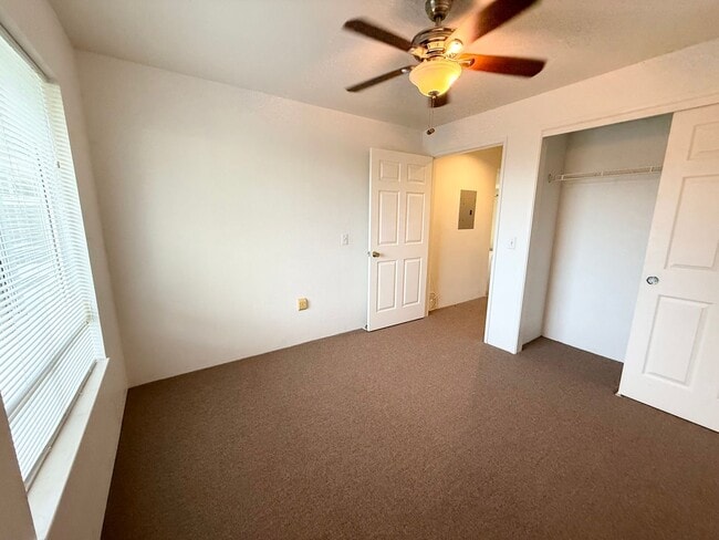 Building Photo - AVAILABLE NOW! 2 BD/ 2 BA Unit in Kukuilani Villas - Kapolei