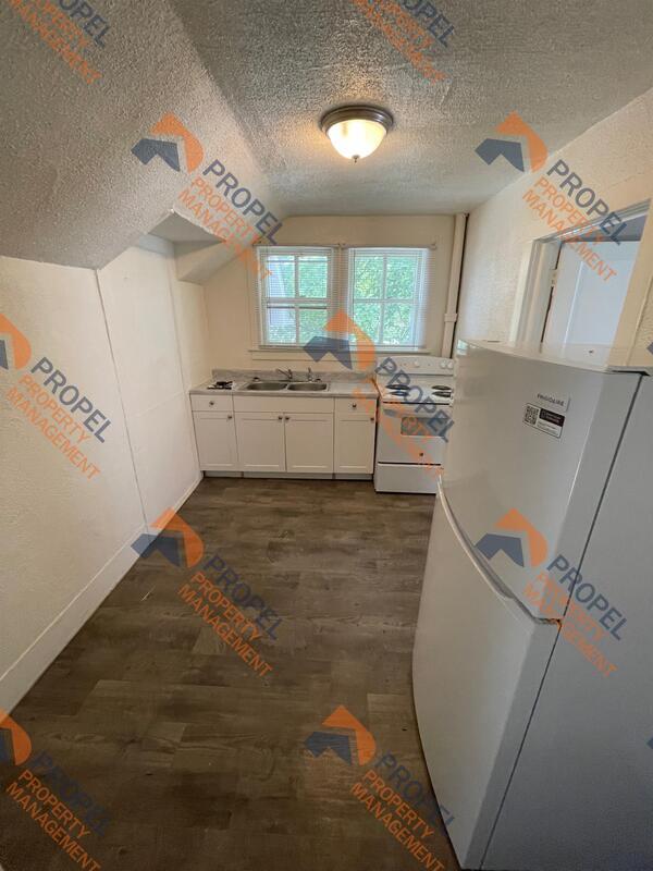 Building Photo - 411 W 3rd St