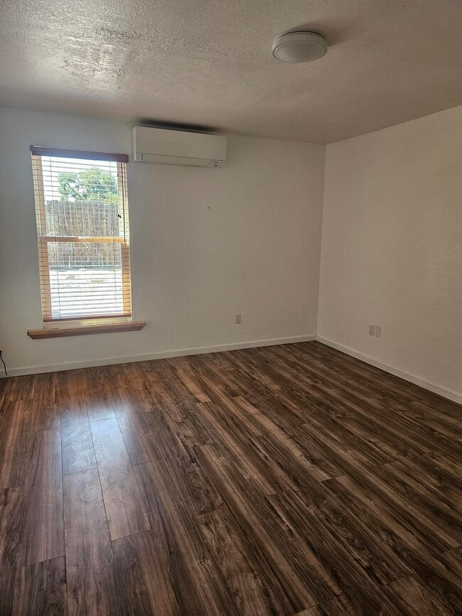 Building Photo - 1379 Borrego Pass