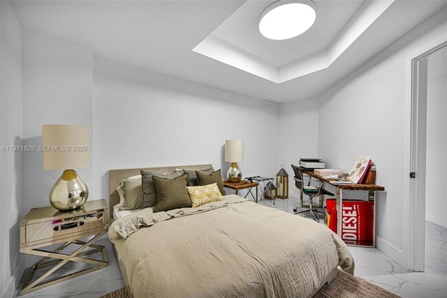 Building Photo - 17111 Biscayne Blvd