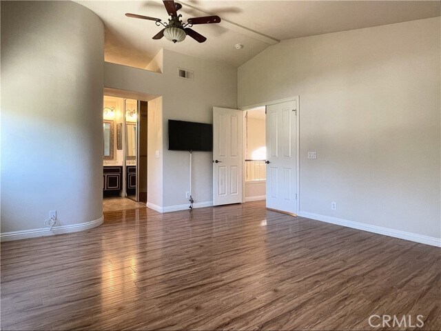 Building Photo - 2126 Sun Ridge Dr