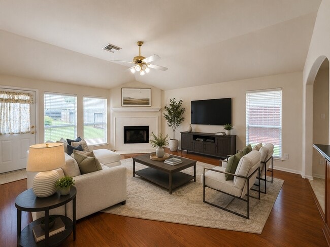 Building Photo - 20410 Nelva Park Ct