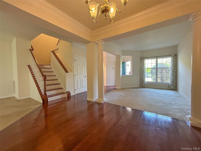 Building Photo - 1063 Dutcher Dr