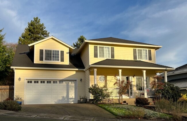 Building Photo - WINTER MOVE-IN SPECIAL: Take $600 OFF your first full month’s rent!