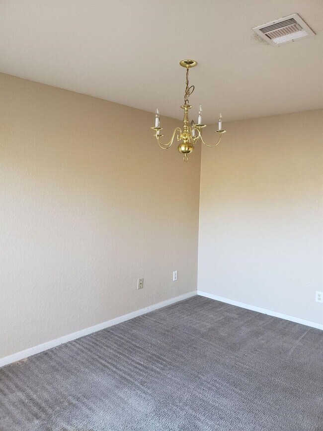 Building Photo - 15810 Sheldon Ridge Way