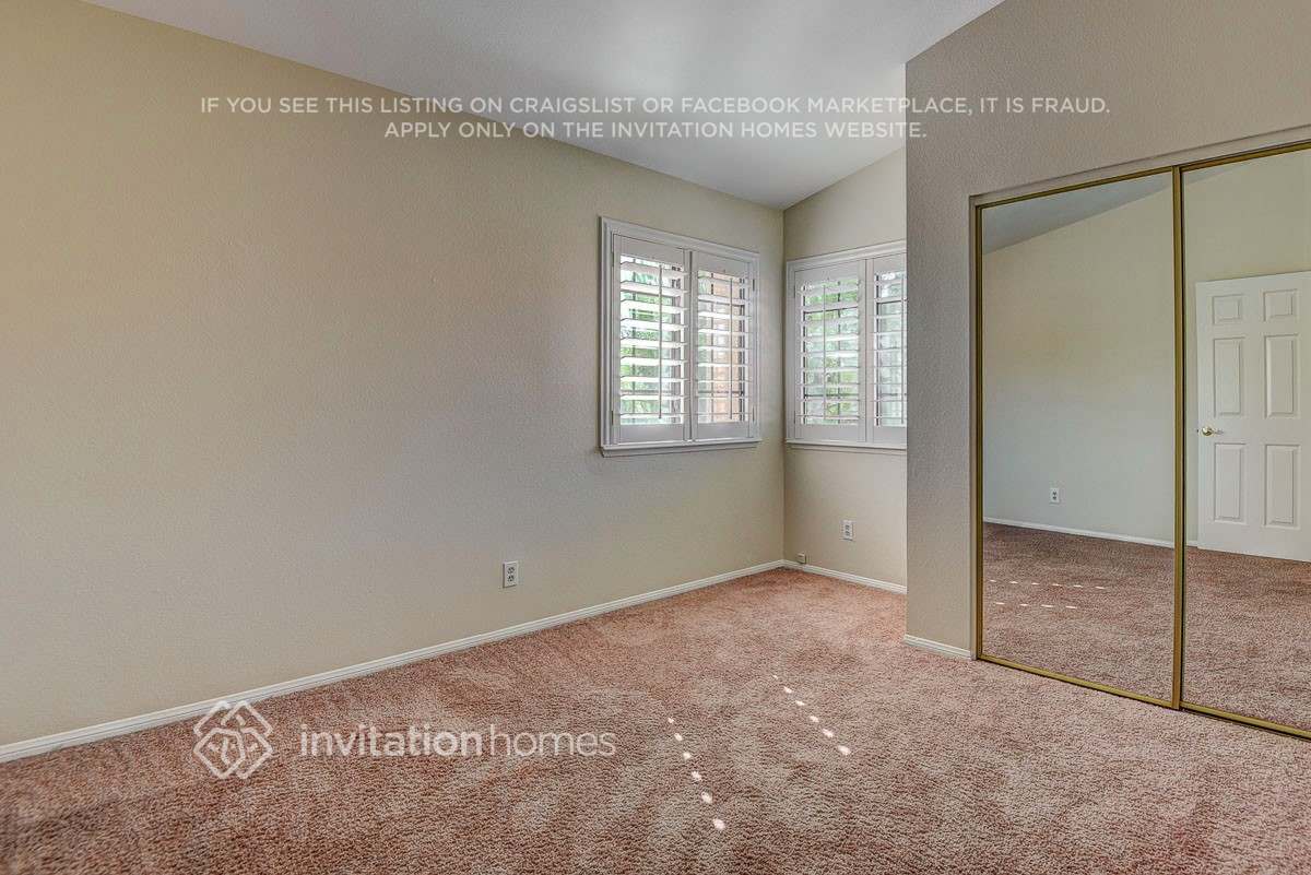 Building Photo - 430 Wedgewood Dr