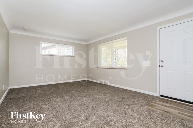 Building Photo - 1183 Toluca Ct