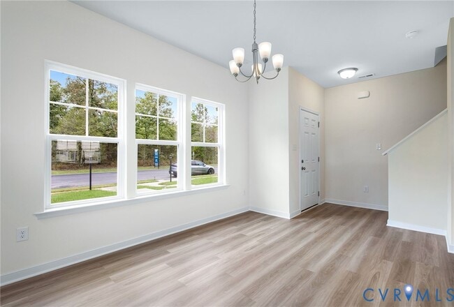 Building Photo - 231 Whiteside Rd