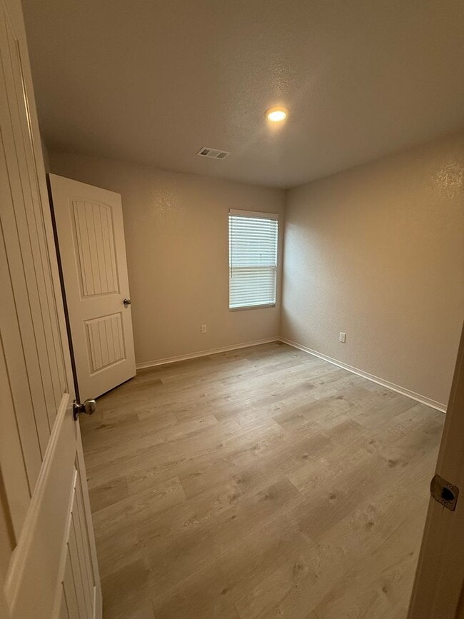 Building Photo - *Rent FREE until May1!* BRAND NEW Three Bedroom | Two Bathroom Home in Vilonia