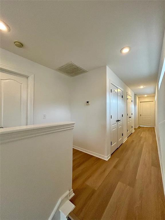 Building Photo - 600 N Tennyson Ln