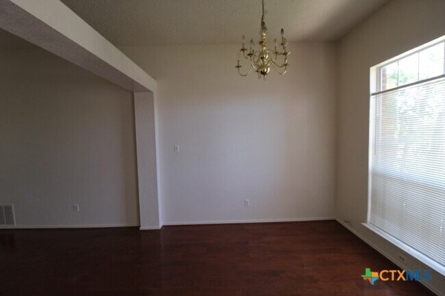 Building Photo - 3615 Coral Bay Ln