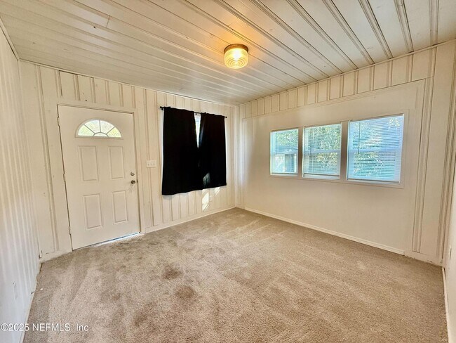 Building Photo - 3526 Hyacinth St