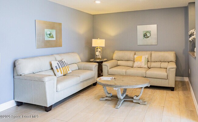 Building Photo - 1025 Jimmy Buffett Mem Hwy