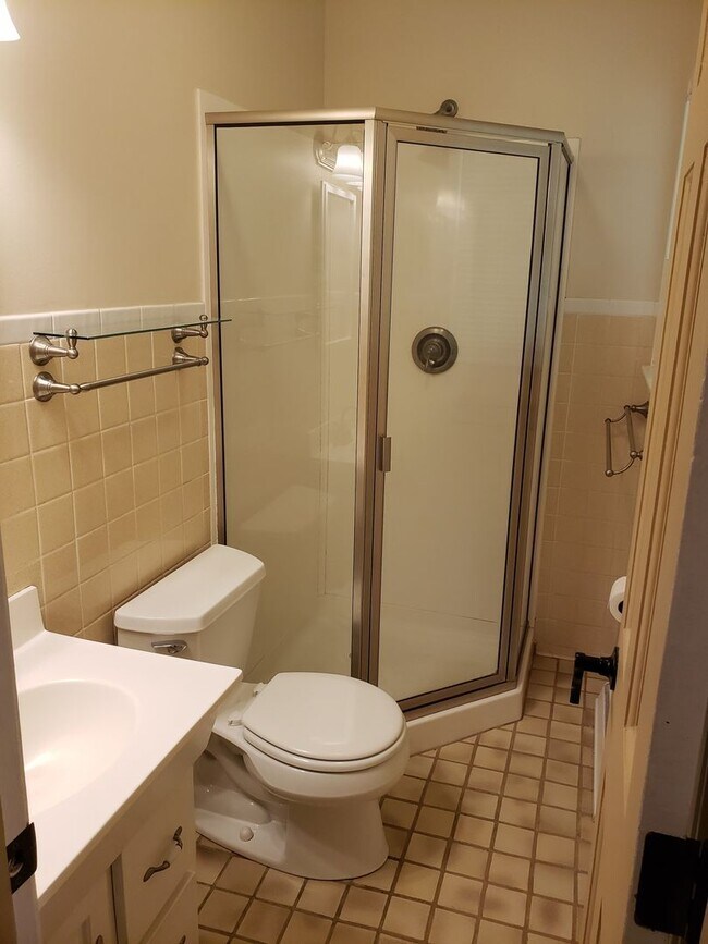 Building Photo - 4-bedroom, 2 bathroom unfurnished home in Stevensville