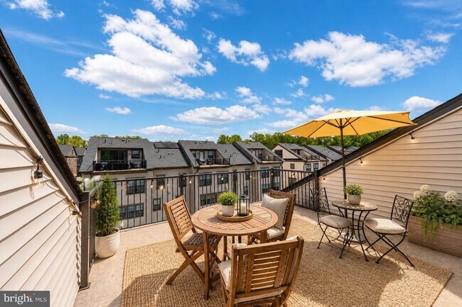 Building Photo - 12544 Ovation Dr