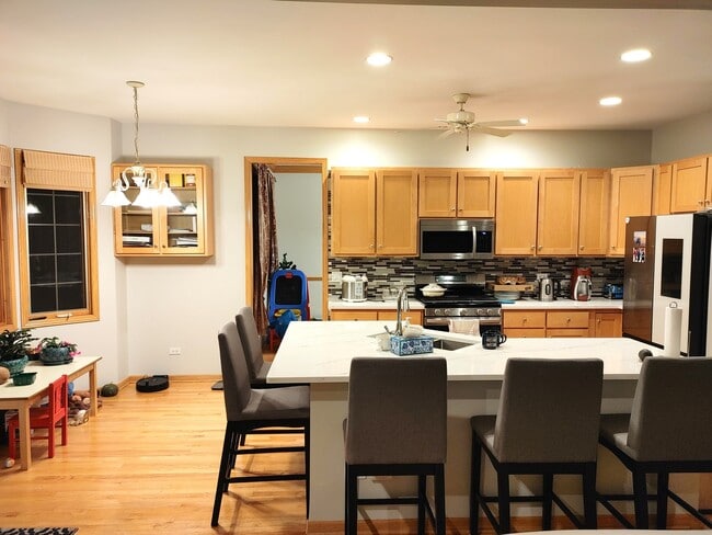 Building Photo - 6322 Breton Lakes Dr