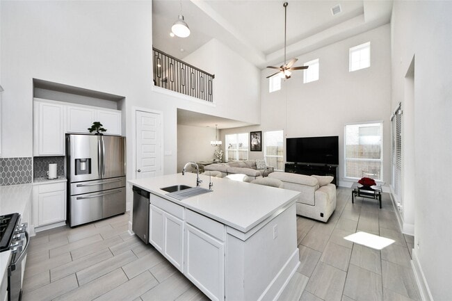 Building Photo - 7030 House Wren Ct