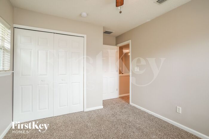 Building Photo - 217 Cezanne Cir