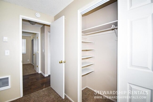 Building Photo - 1162 Grant Alley