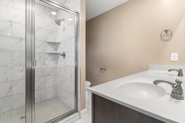 Building Photo - 513 Burgess CT