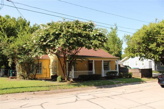 Building Photo - 115 1st St