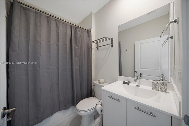 Building Photo - 8167 NW 41st St