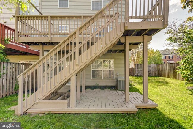 Building Photo - 4624 Kings Mill Way