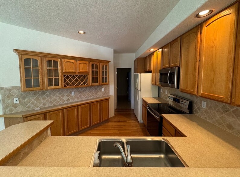 Building Photo - 4143 Da Vinci Dr