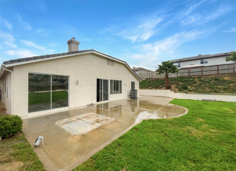 Building Photo - 27247 Coyote Mesa Dr