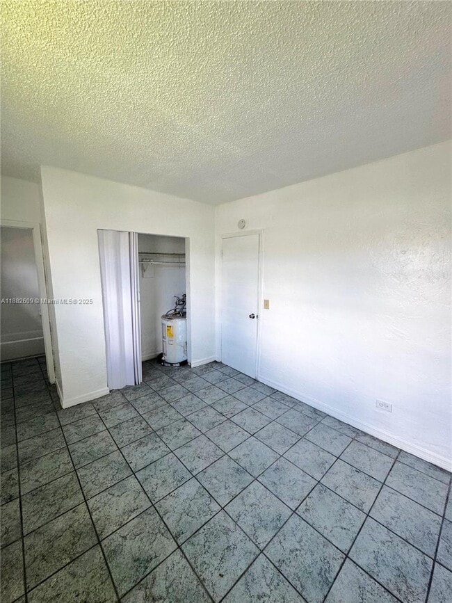 Building Photo - 840 NW 70th St