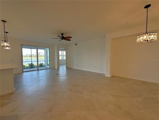 Building Photo - 14149 Poppy Fld Lp