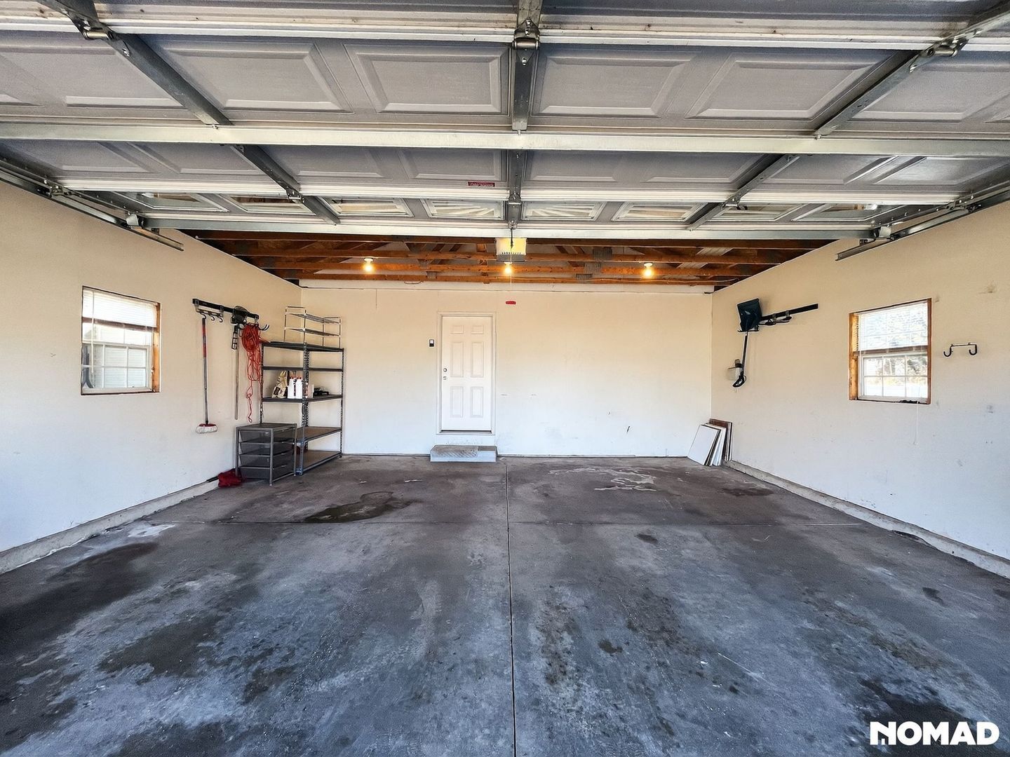 Building Photo - 5711 Coddington Ln