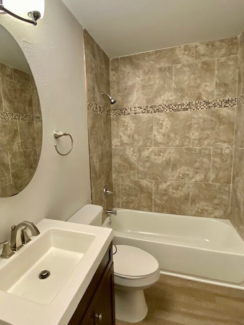 Building Photo - 3600 Maple Ave