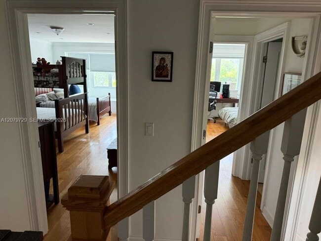 Building Photo - 8031 NE Bayshore Ct