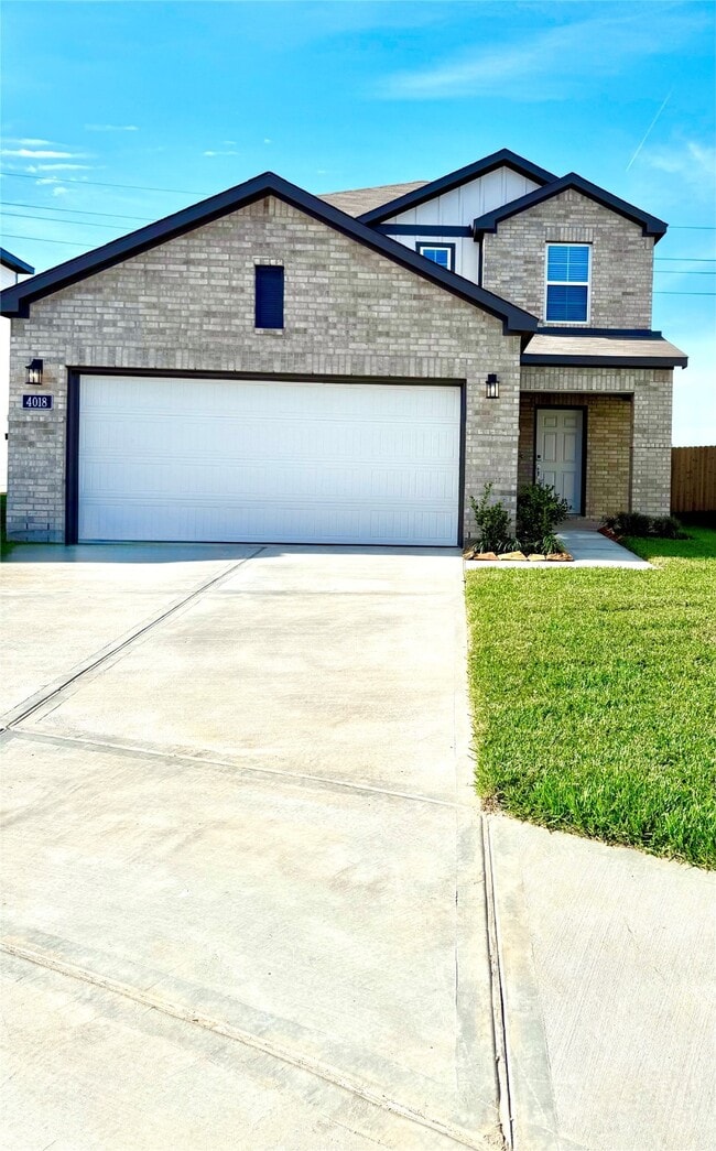 Building Photo - 4018 Ancient Honor Dr