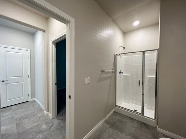 Building Photo - Tenaya Hacienda