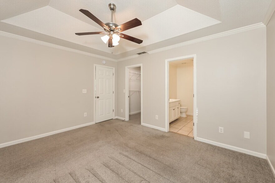 Building Photo - 422 Shoal Cir