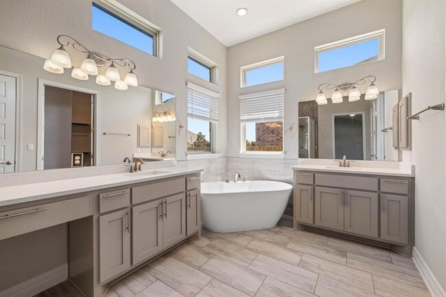 Building Photo - 4205 Lynette Ln