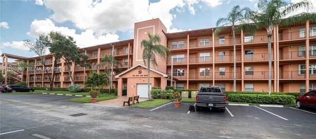 Building Photo - 701 SW 142nd Ave