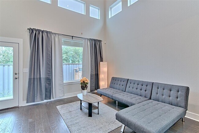 Building Photo - 7308 Wildcat Pass