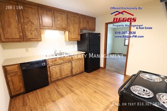 Building Photo - 217 Bonaire St