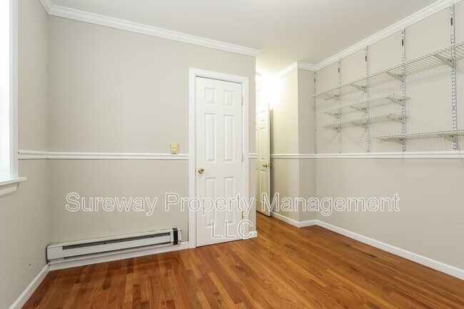 Building Photo - 2019 N Carlisle St