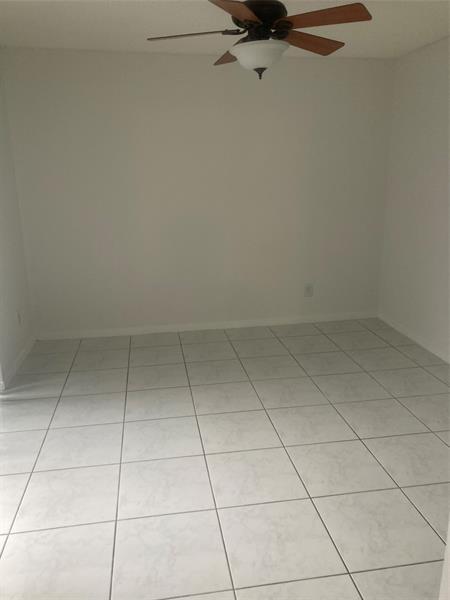 Building Photo - 775 SW 120th Way