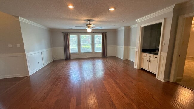 Building Photo - 983 Rolling Oaks Ln