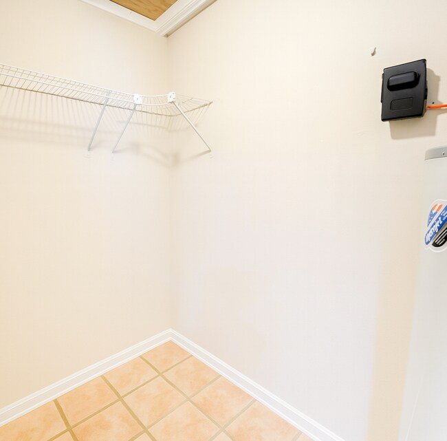 Building Photo - 42802 Higgs Ln