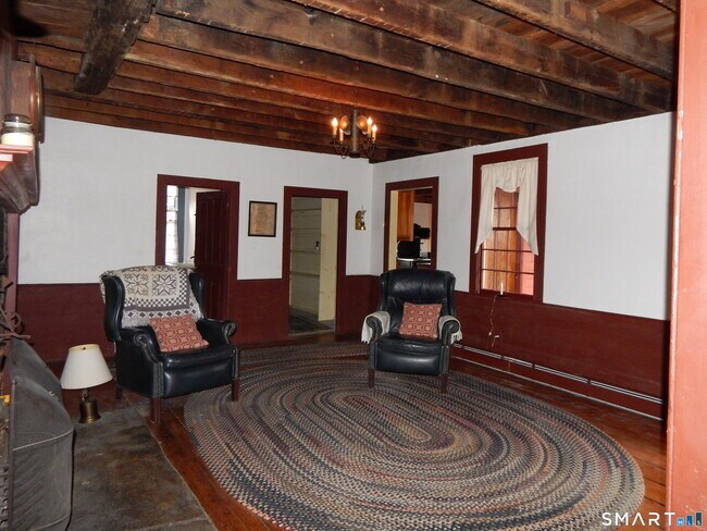 Building Photo - 284 Kick Hill Rd