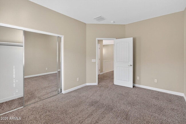 Building Photo - 1367 S Country Club Dr