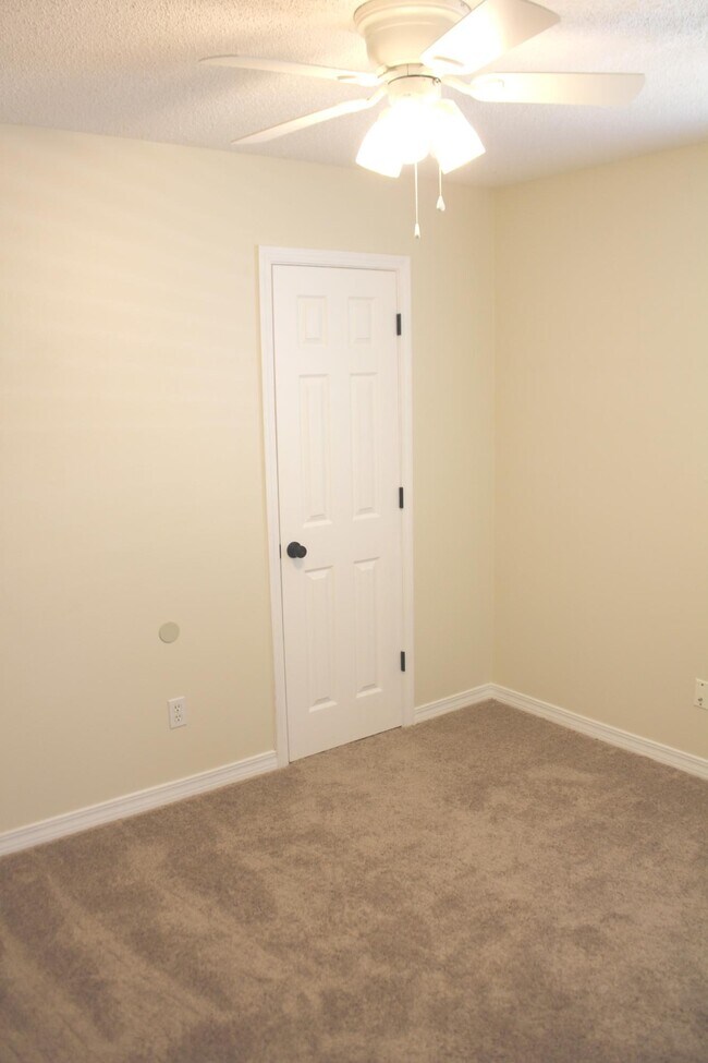 Building Photo - 779 Pearl Sand Dr