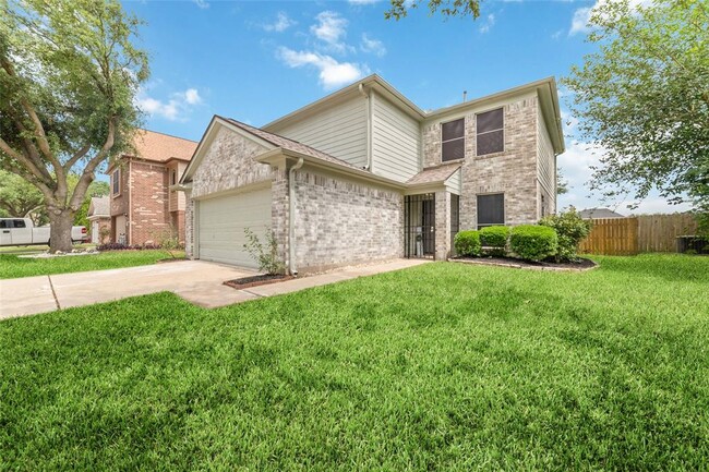 Building Photo - 1106 N Rock Dr
